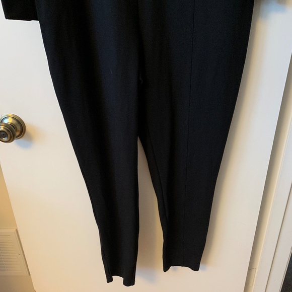 One piece Jumpsuit - Picture 2 of 6